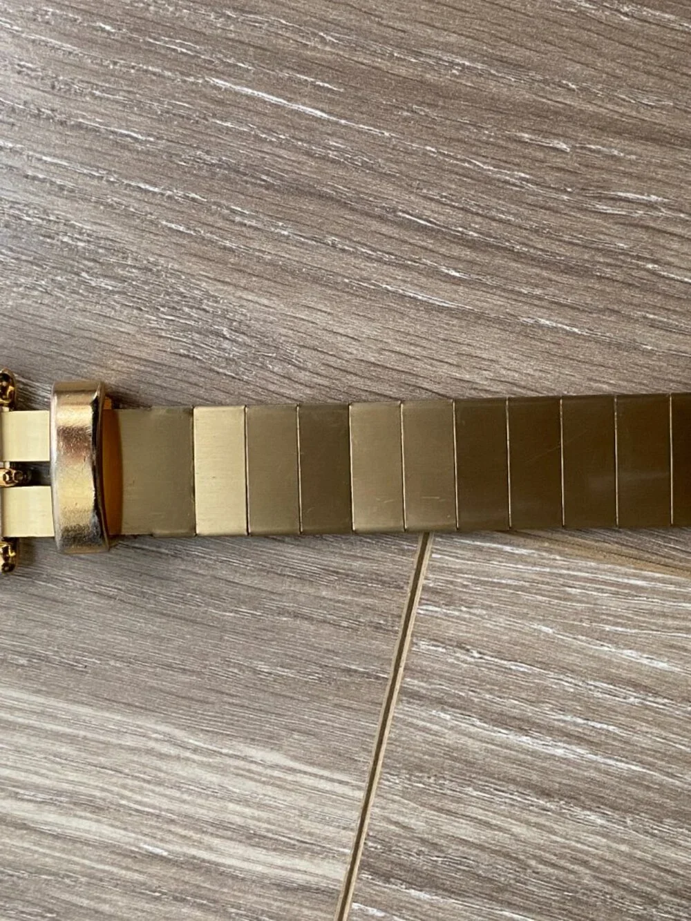 Vintage Gold Tone Metal Segmented Stretch Belt with Rectangle Buckle
